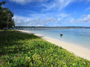 wisata bahari Indonesia